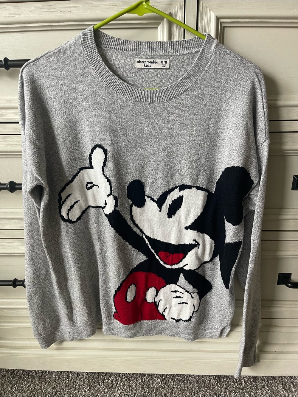 abercrombie x Mickey Mouse Crewneck Sweater size XL